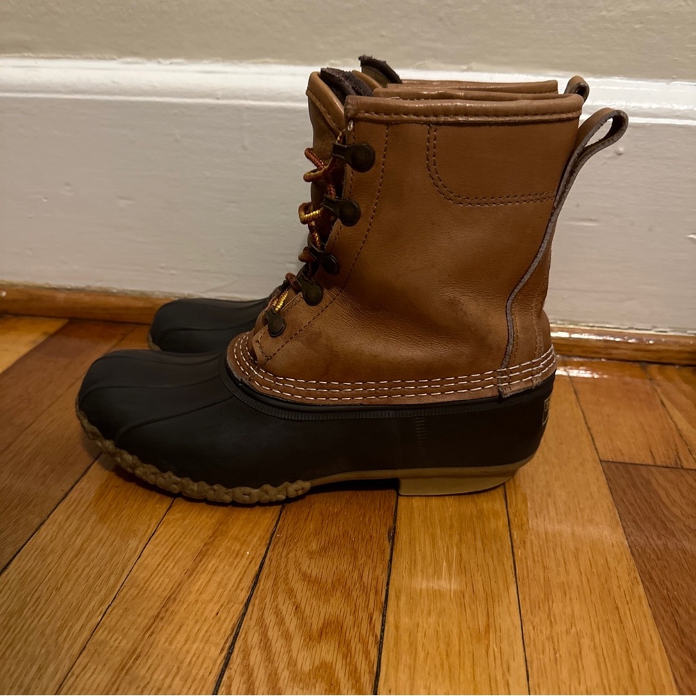 Bean Boot By LL Bean Womens Size 6 (LL Bean size CM) Brown Duck Boot Waterproof
